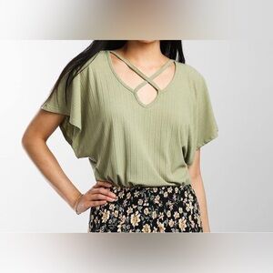 EUC Daytrip Buckle Shirt Short Sleeve Criss Cross Front Ribbed Blouse Size L